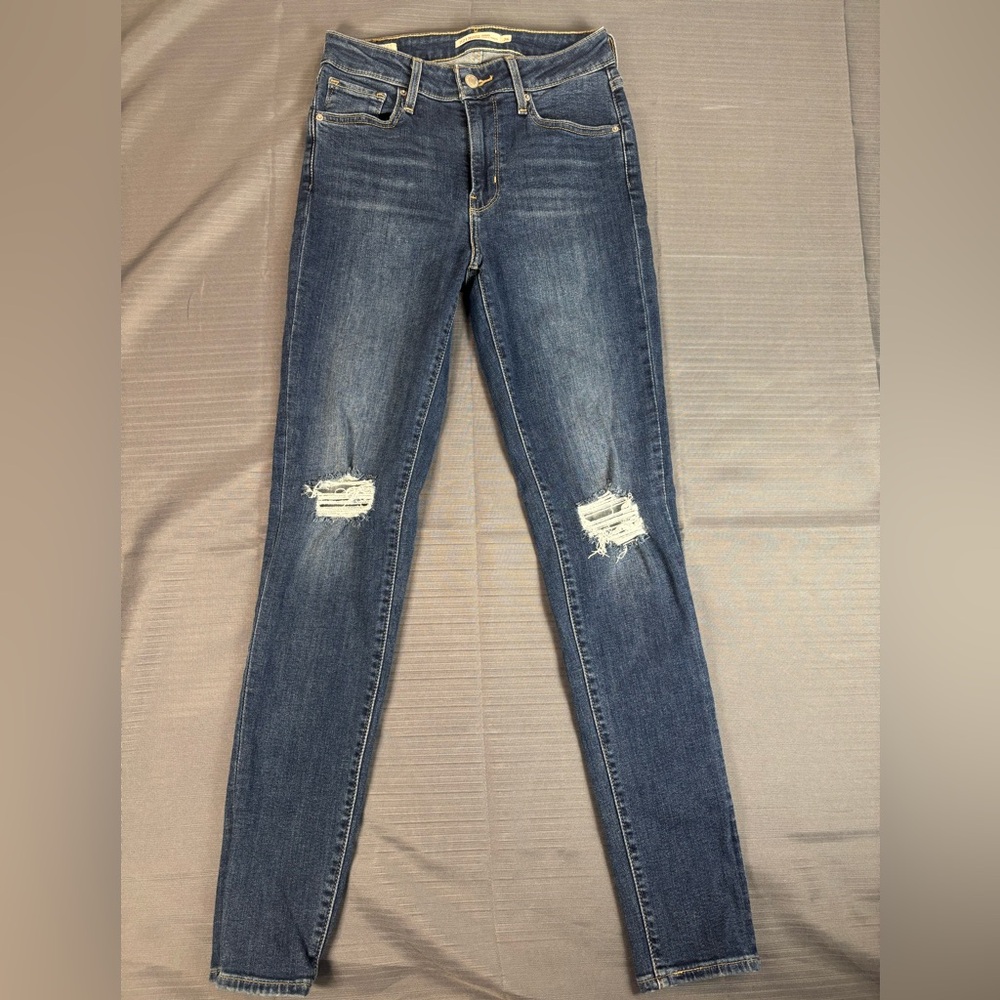 Levi’s 721 High Rise Skinny Jeans Women’s W26 L30 Dark Wash Distressed Stretch